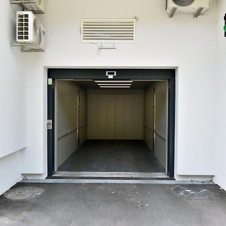 Tayson Square Dorcol New Location Free Garage Leilighet Beograd Eksteriør bilde
