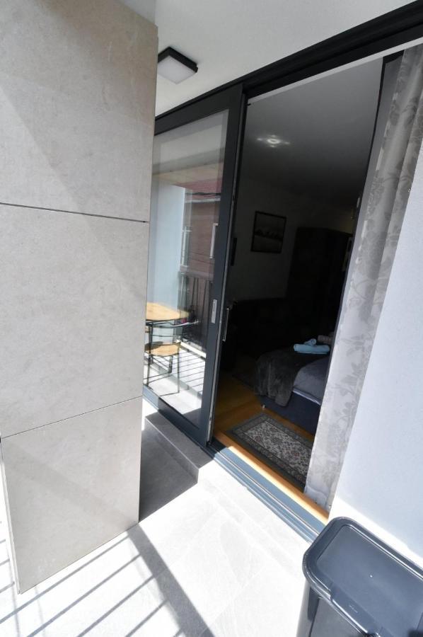 Tayson Square Dorcol New Location Free Garage Leilighet Beograd Eksteriør bilde